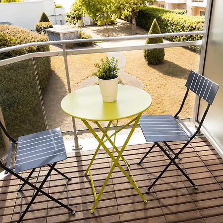 Apartament Le De *